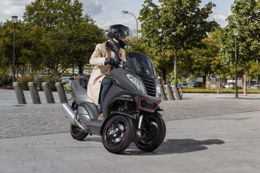 Peugeot Metropolis 400 RS