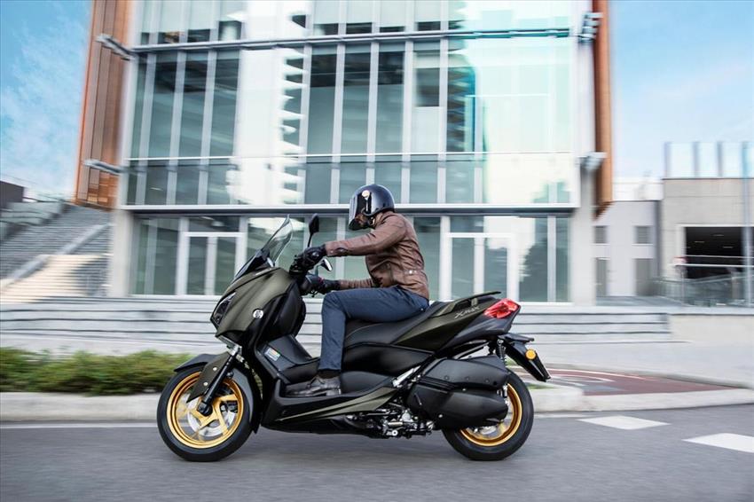 Yamaha X-Max 300 Tech Max