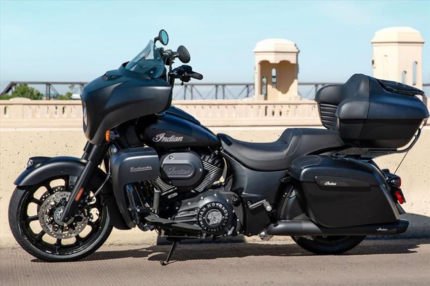 Indian Roadmaster Dark Horse