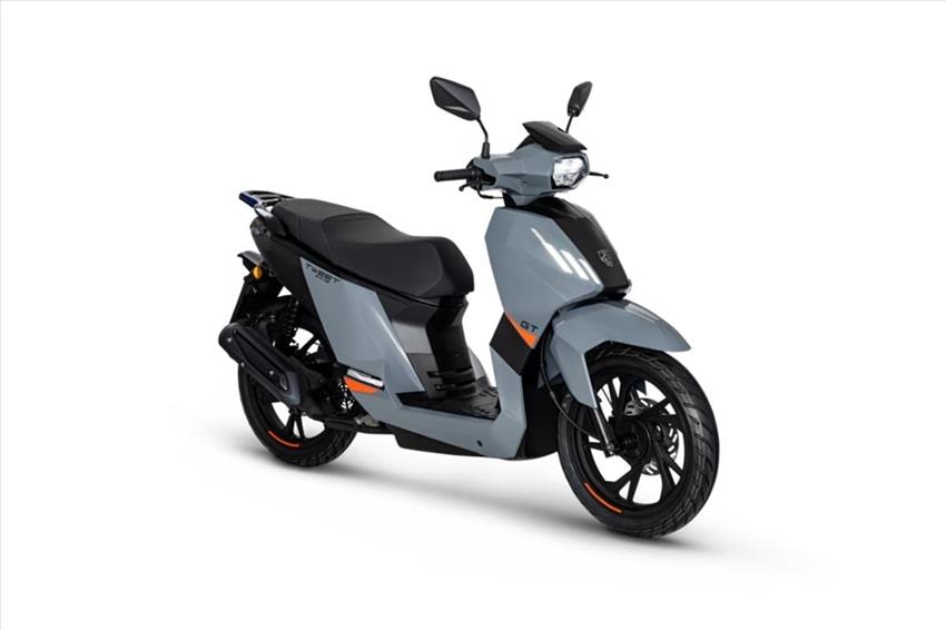 Peugeot Tweet 200 i GT