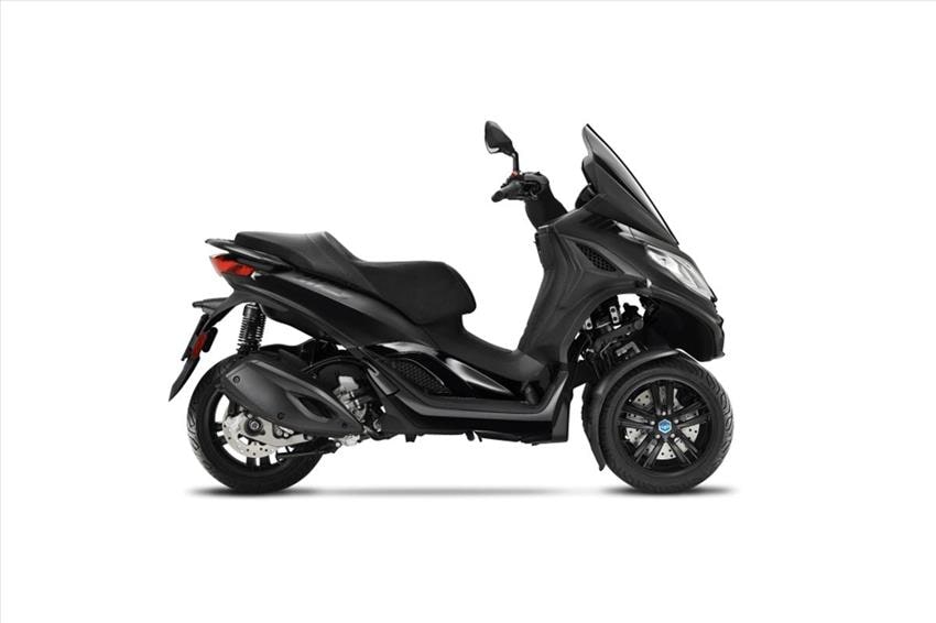 Piaggio MP3 300 hpe Deep Black