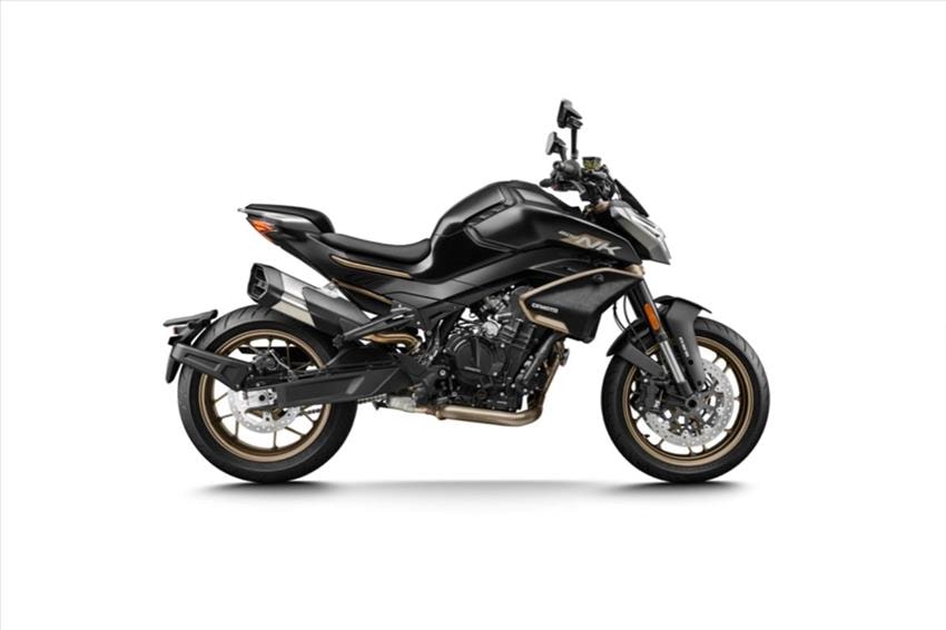 CFMOTO 800NK Sport