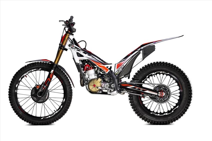 TRS One 125 Gold