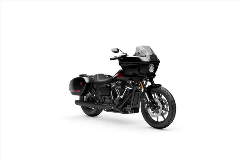 Harley-Davidson Softail Low Rider ST / Black Finish