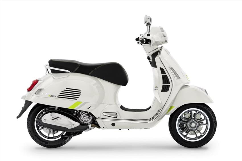 Piaggio Vespa 310 GTS hpe Super Tech