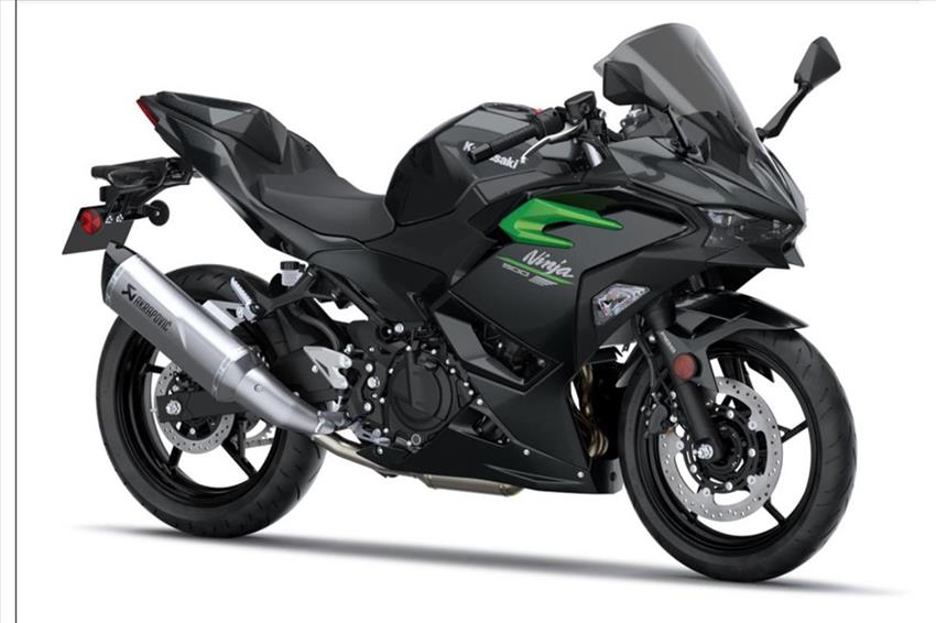 Kawasaki Ninja 500 Performance Akra