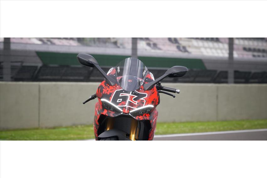 Ducati Panigale V2 FB63