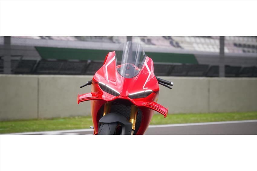 Ducati Panigale V4 R