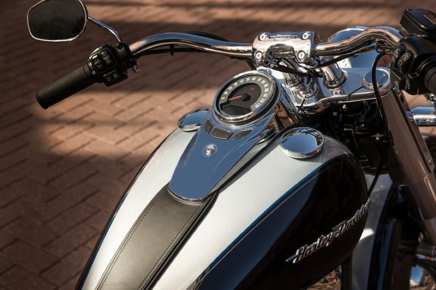 Harley-Davidson Softail Deluxe - Dati e schede tecniche - Dueruote
