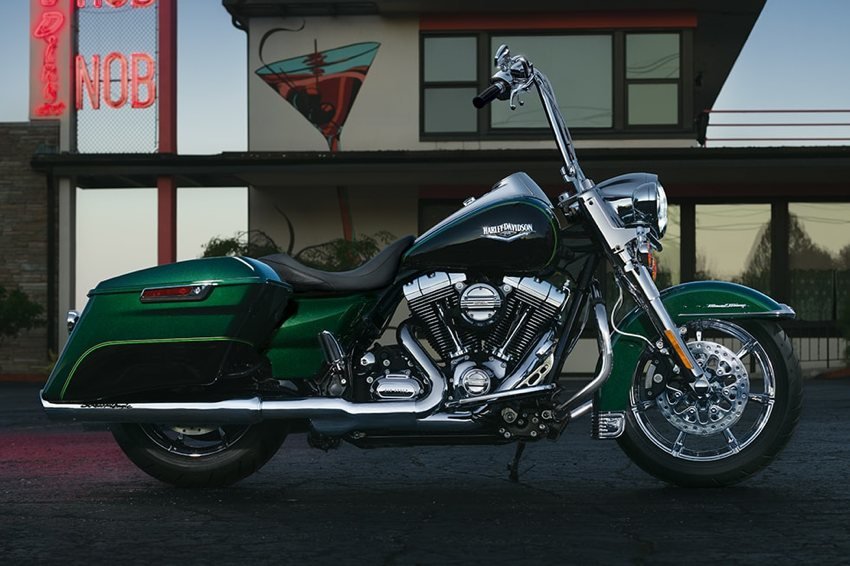 Harley-Davidson Touring Road King ABS Prezzo, Scheda tecnica e Foto -  Dueruote