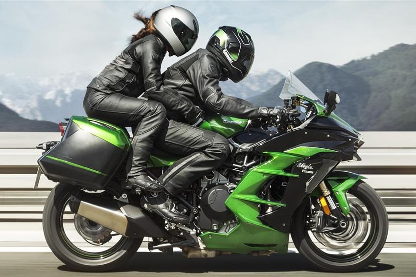 kawasaki ninja 900 scheda tecnica