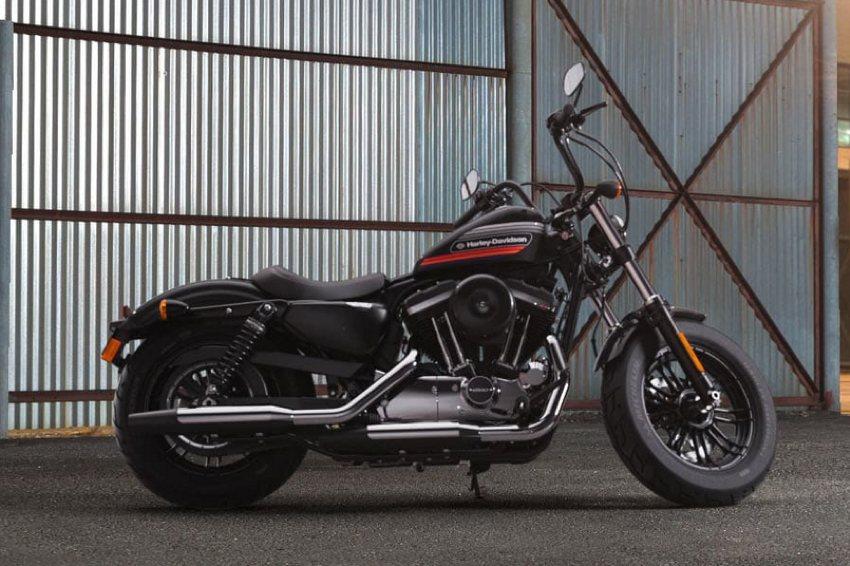 Harley sportster 1200 custom recensione
