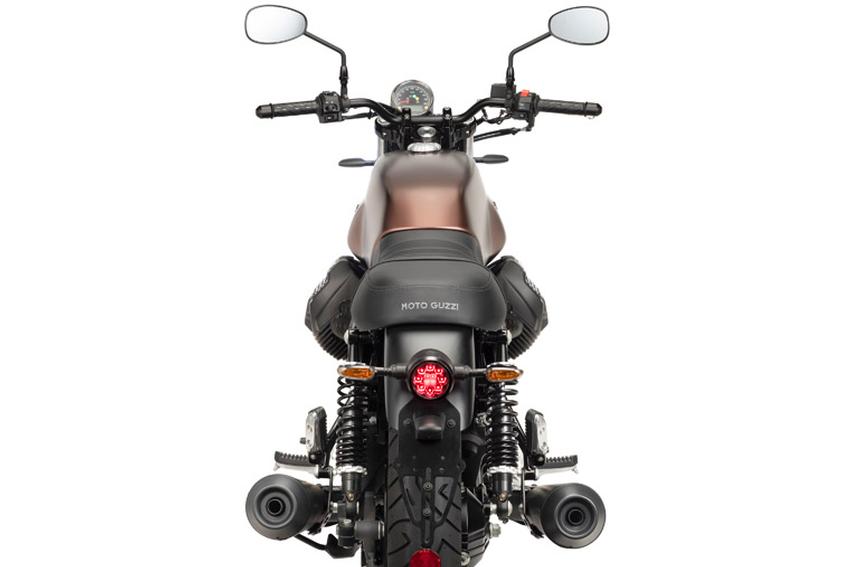 Moto Guzzi V7 III Stone Night Pack ABS Prezzo, Scheda tecnica e Foto -  Dueruote